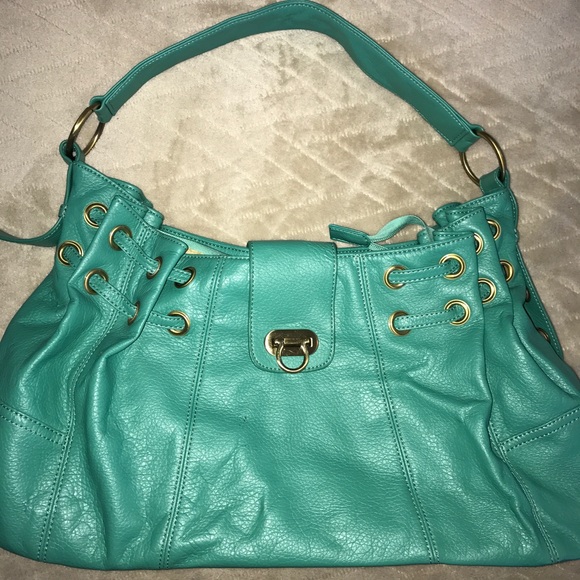 Adorable Green Bag - Picture 2 of 3